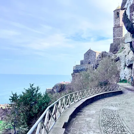 In The Heart Of The Castle